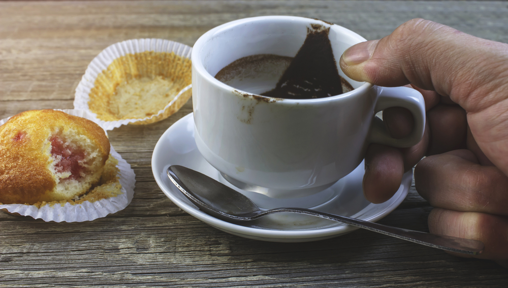 Czar Świtu : Odkrywamy Magię Kawy – Od Rośliny przez Proces Palenia aż po Twoją Kubek Pełną Smaku.